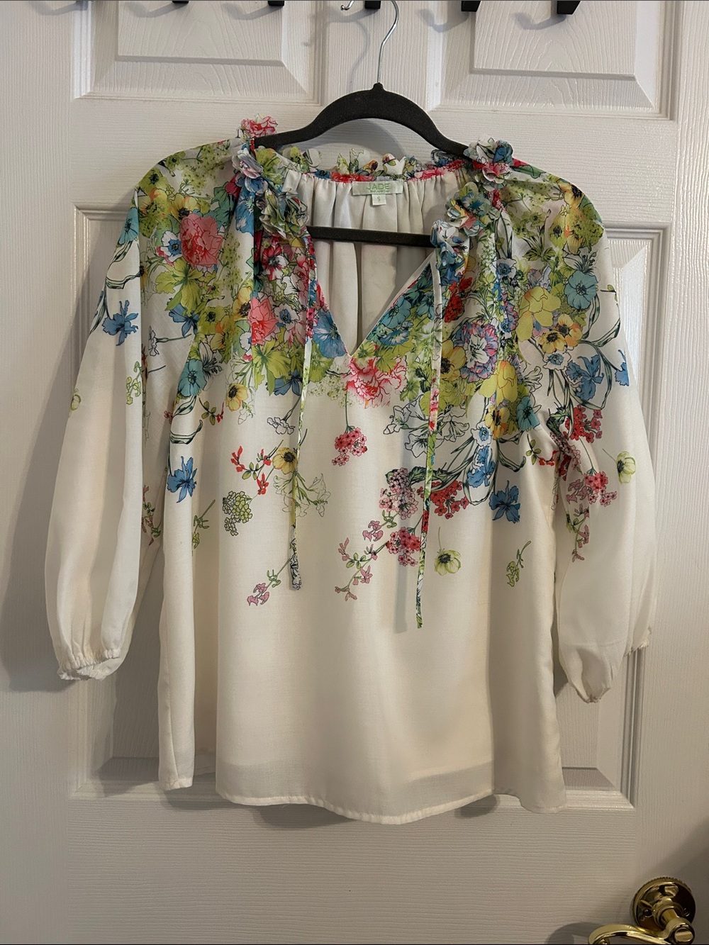 Jade Melody Tam Floral Appliqué Neckline Blouse Sz Small